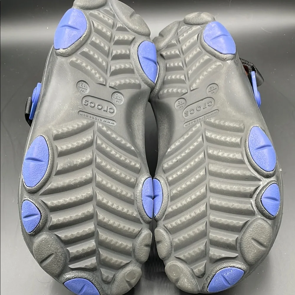 Space Jam Crocs - Picture 3 of 4